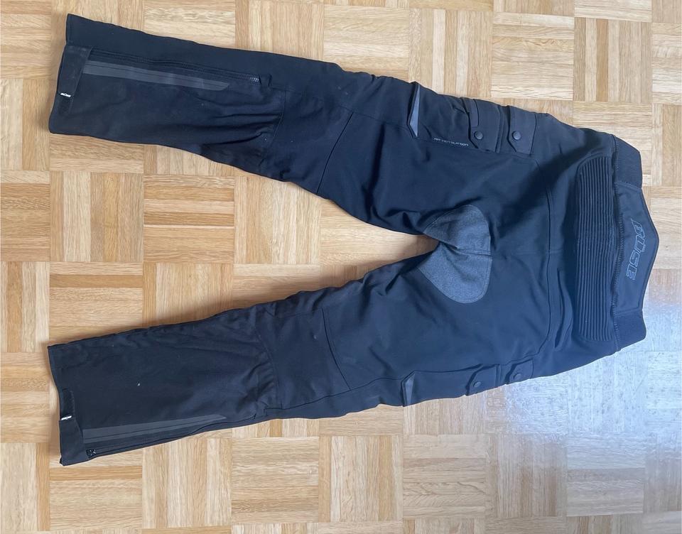 Büse Borgo Motorrad Textilhose / Schwarz / Größe 48 in Pliening
