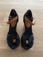 Schuhe mit Keilabsatz von Tommy Hilfiger Niedersachsen - Gronau (Leine) Vorschau