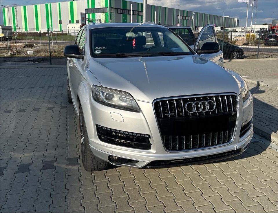 Audi Q7 3.0 TDI quattro TÜV NEU in Hanau