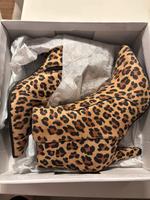 Stiefelette Leo Print Köln - Ostheim Vorschau