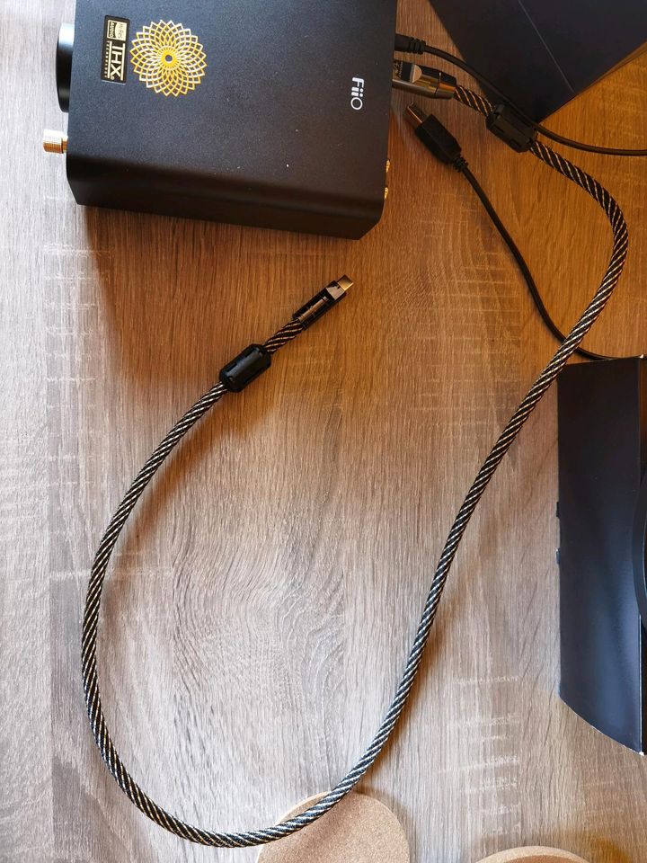 FiiO K7 Kopfhörer-Verstärker +OTG Kabel in Neusitz