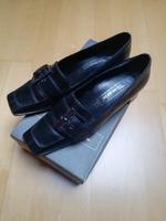 Vintage Schuhe von Tamaris, Gr. 38, schwarz, echtes Leder, eckig Baden-Württemberg - Fellbach Vorschau