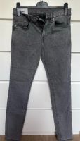 H&M Herren Skinny Jeans 32/32 Top Zustand Hessen - Wiesbaden Vorschau