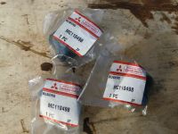 3x Gummi Buchsen Mitsubishi Canter MC 110498 neu Original Mitsubi Brandenburg - Potsdam Vorschau