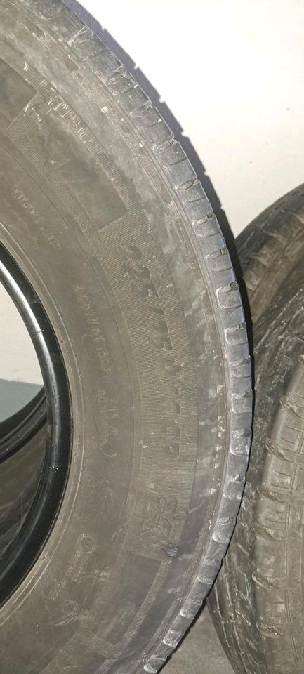 Camperreifen 225/75 R16 cp in Lippstadt