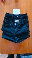 8 kurze Jeans Hot Pants Gr. XS, S, 32/34 neuwertig Brandenburg - Panketal Vorschau