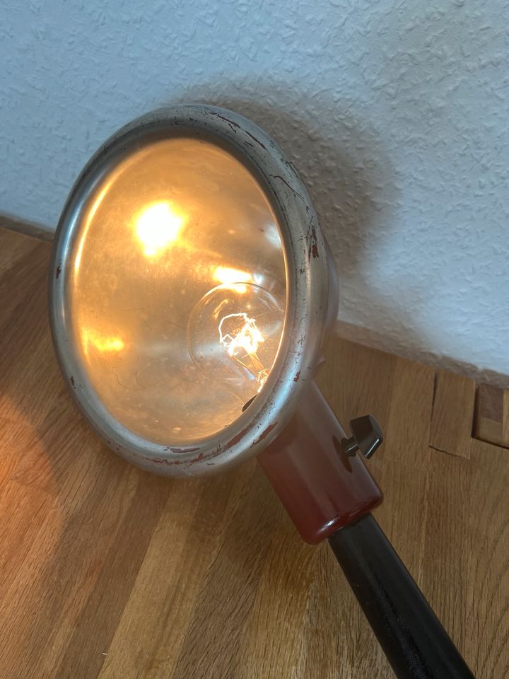 Handlampe Bakelit Leipzig DDR Wärmelampe Vintage Scheinwerfer in Leipzig