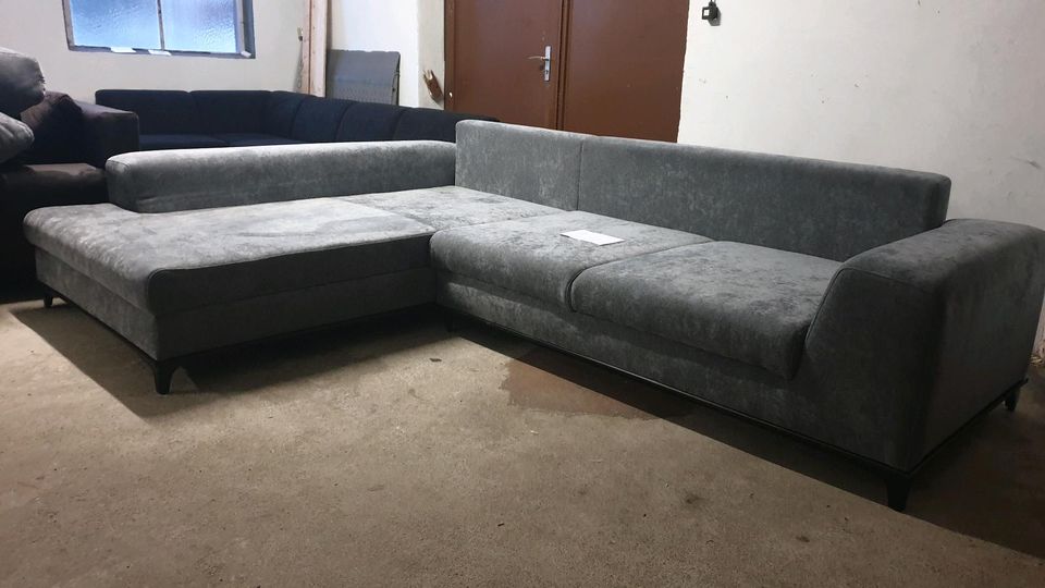 Xxl Ecksofa schlaffunktion Bettkasten Sofa Couch Wohnlandschaft in Sundern (Sauerland)