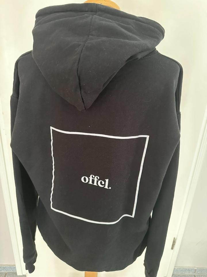 Hoodie Sweatshirt Kapuzenshirt schwarz MAN Gr. S boohoo top in Schmidgaden
