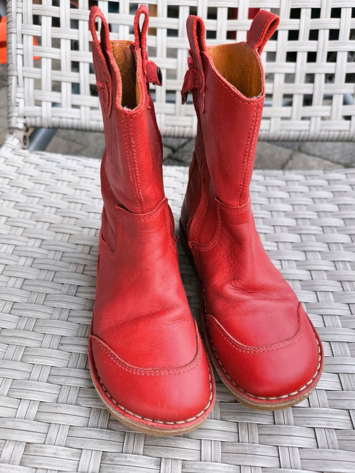 Pom pom Lederstiefel Übergangsschuhe rot Gr. 34 in Berlin