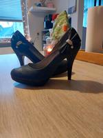 Pumps/ Datenschuhe/ High heels/ Schwarz 40 neu Rheinland-Pfalz - Herschbach Vorschau