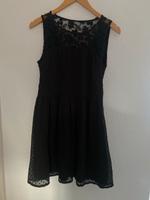 Schwarzes Spitzenkleid Hessen - Schwalbach a. Taunus Vorschau