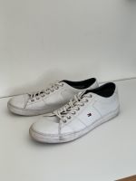 Tommy Hilfiger Schuhe weiß (Sneaker) Gr. 42 München - Schwabing-Freimann Vorschau