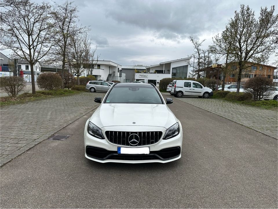 Mercedes AMG C63 T-Modell Burmester PAGA Multibeam Garantie in Urbach