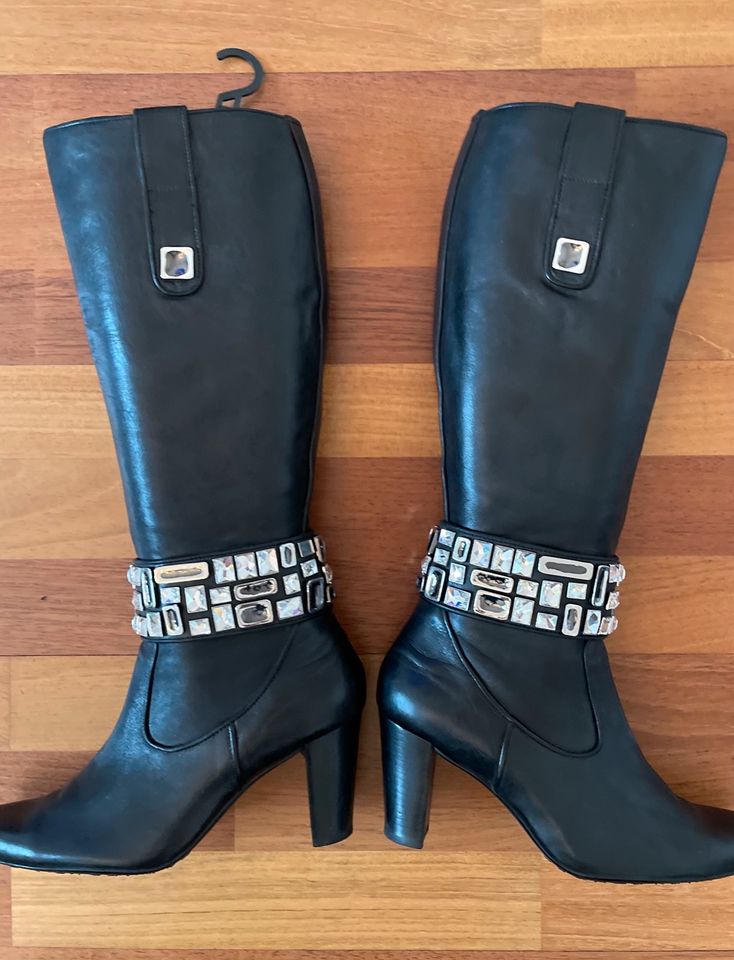 HÖGL Lederstiefel Stiefel mit Swarovski Kristalle 38,5 TOP ✨✨ in Berlin