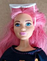 Barbie Puppe Mattel 2016 Curvy dickere Barbie rosa Haare Niedersachsen - Algermissen Vorschau