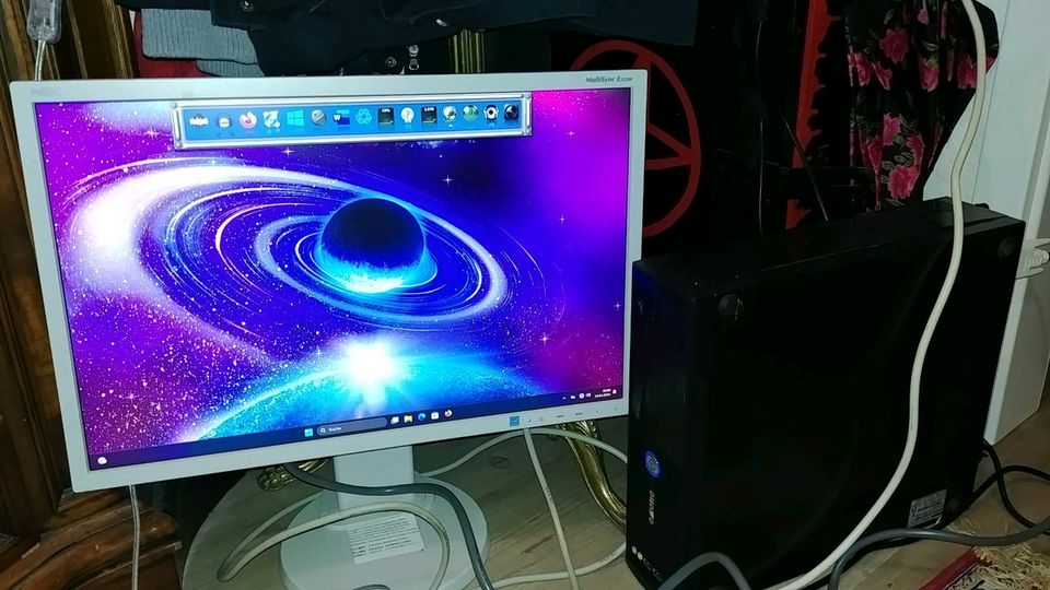 Windows 11 PC i5 Computer + Monitor, tausche gegen Spielkonsole in Neustadt in Holstein