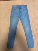 H&M Curvy Jeans Hellblau Hessen - Rödermark Vorschau
