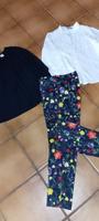Schwarze Hose mit Blumenmuster, 2 Blusen, GR. 40 Rheinland-Pfalz - Mülheim-Kärlich Vorschau