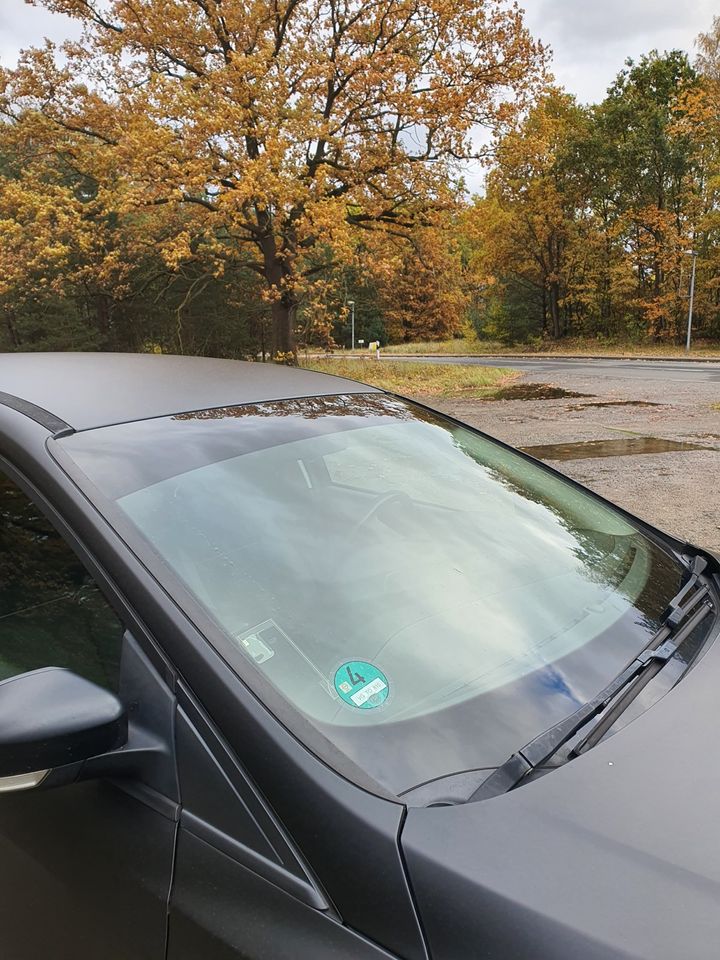 Ford Focus Mk3 1.6, Klima, CarPlay, Soundsystem, Foliert in Torgelow