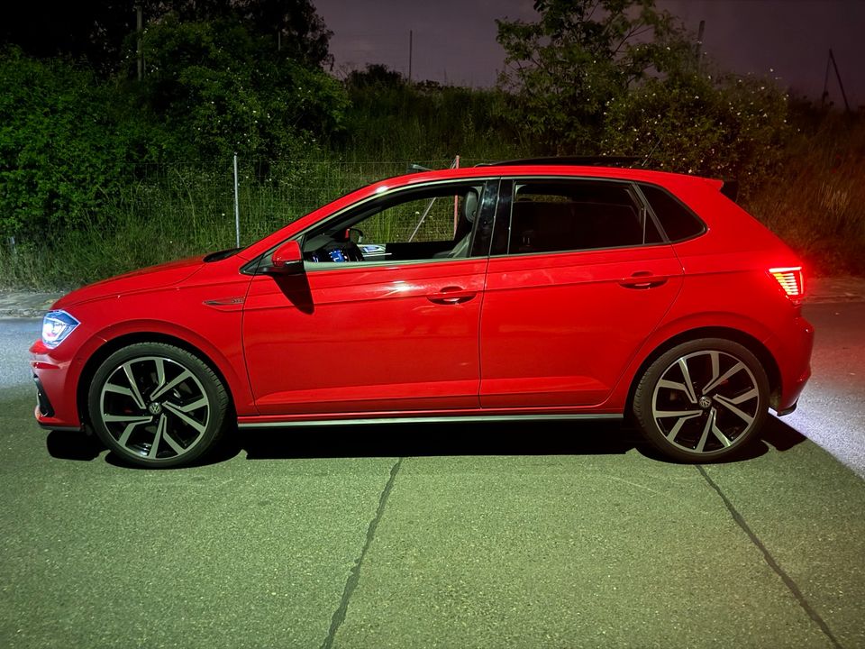 Auto mieten /Autovermietung/ VW Polo GTI / Mietwagen Panoramadach in Berlin