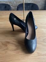 ✨Tommy Hilfiger Pumps Berlin - Neukölln Vorschau