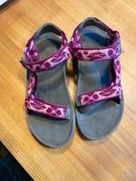 Teva Sandalen, Trekkingsandalen Bayern - Gröbenzell Vorschau