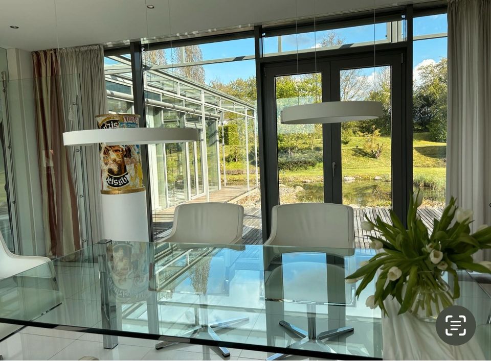Luxus pur! Traumhafte Designer-Villa mit parkähnlichem Grundstück in Burghaun