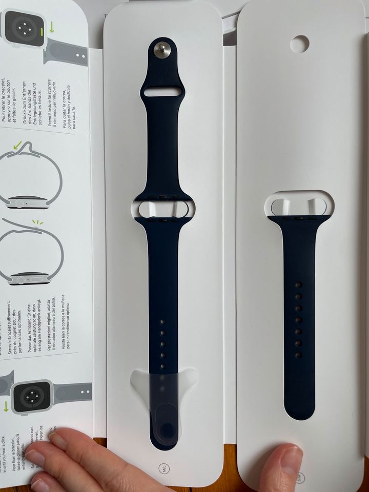 Apple Watch Series 6 44 mm Blue / dunkelblau GPS + Cellular + OVP in Kiel