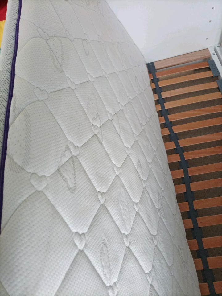 Babybett Paidi Kira 70 x 140 weiß/Eiche nebraska mit Matratze in Langerringen