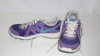 Nike Revolution 2 Sportschuhe Turnschuhe Gr. 38,5 Lila Nordrhein-Westfalen - Siegburg Vorschau