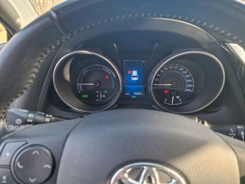 Toyota Auris Hybrid Edition-S+ 1,8-l-VVT-i, LED, NAVI, TÜV NEU in Saarlouis
