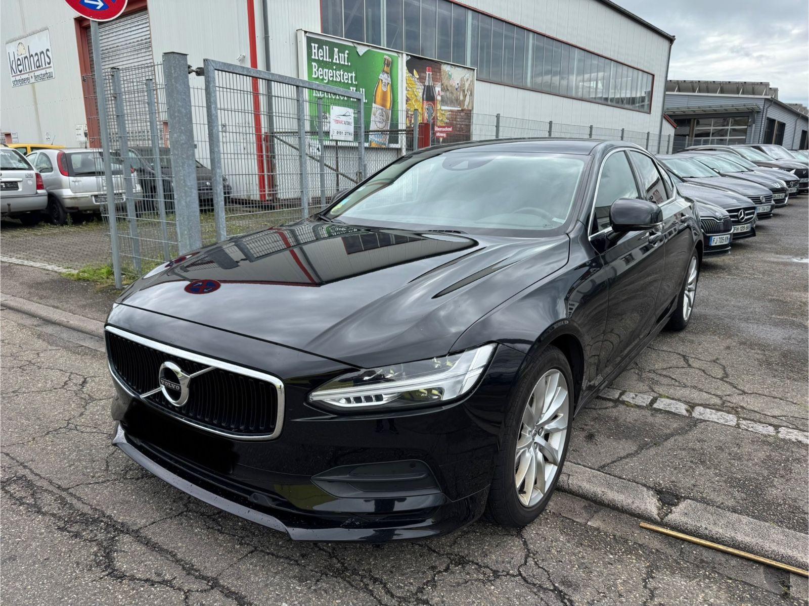 Abbildung des Autos Volvo S90 Lim. Momentum …