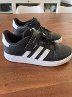 Adidas Schuhe Gr. 35 Berlin - Charlottenburg Vorschau