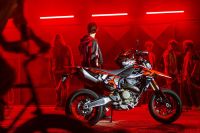 Ducati Hypermotard 698 Mono 2024 MY jetzt vorbestellen Mecklenburg-Vorpommern - Gnoien Vorschau