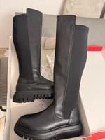 Catwalk Stiefel Nagelneu !! Nordrhein-Westfalen - Oberhausen Vorschau