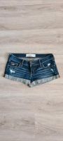 Hollister Jeansshorts Shorts Hotpants Gr. 25 Wandsbek - Hamburg Farmsen-Berne Vorschau