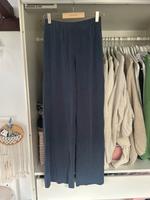 Monki super weiche Stoffhose blau Niedersachsen - Celle Vorschau