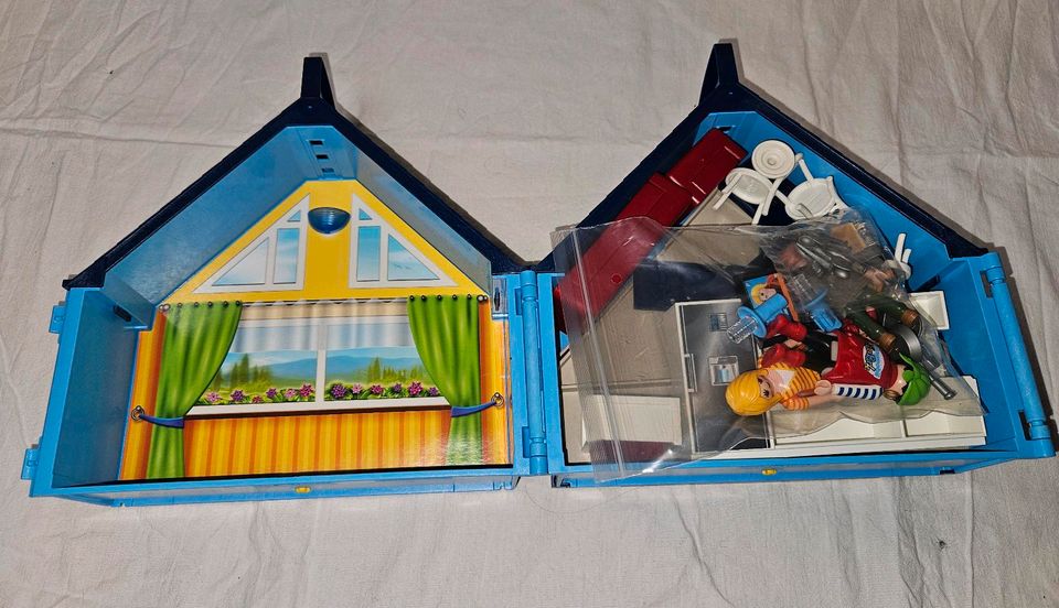 Playmobil Aufklapp-Ferienhaus 70219 in Dahlewitz