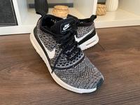 Nike Schuhe Air Max Thea Sneaker Größe 37,5 Rheinland-Pfalz - Rehe Vorschau