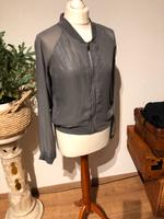 Amisu Jacke Chiffon, Sommerjacke,Blusen Jäckchen Nordrhein-Westfalen - Paderborn Vorschau
