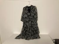 Hallhuber Kleid Niedersachsen - Hameln Vorschau