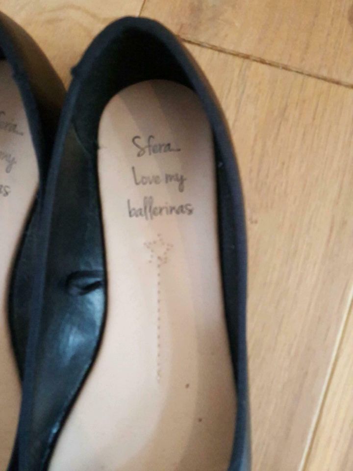 Sfera Ballerinas gr 36 schwarz in Wöllstadt