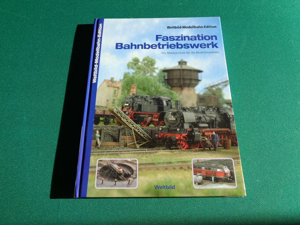 **Neu** Buch Weltbild Faszination Bahnbetriebswerk in Reinbek