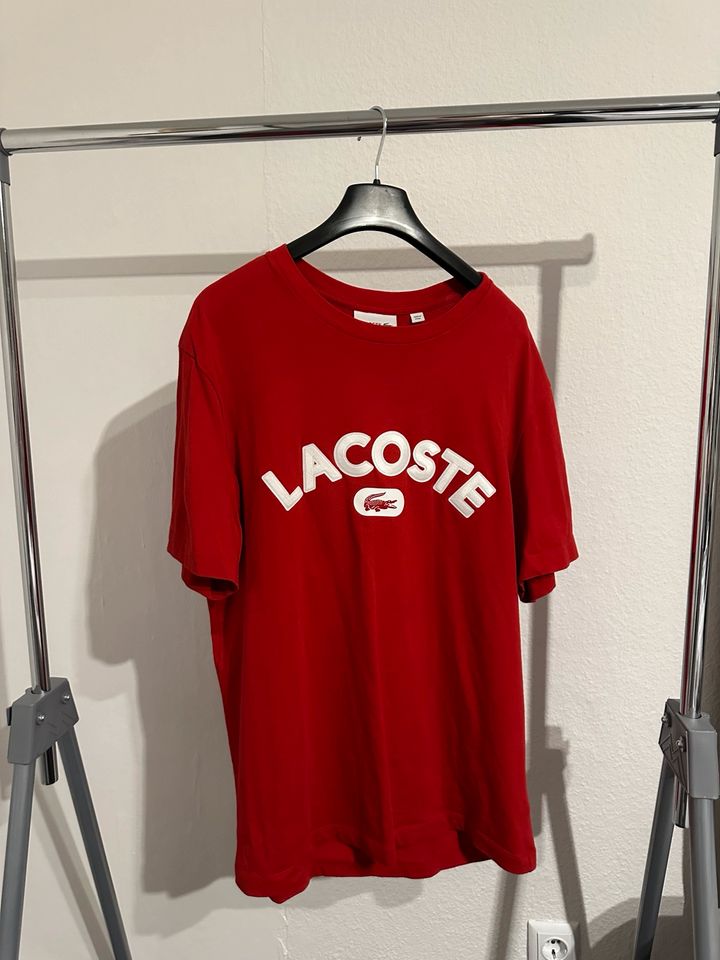 Lacoste T-shirt in Neustadt am Rübenberge