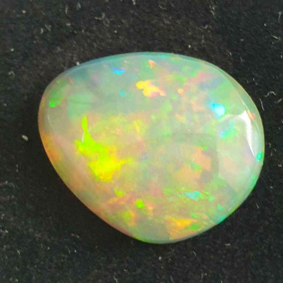 Echter TOP Opal Cabochon aus Äthiopien ( 10,17 Ct. ) 21 x 17,5 mm in Recklinghausen