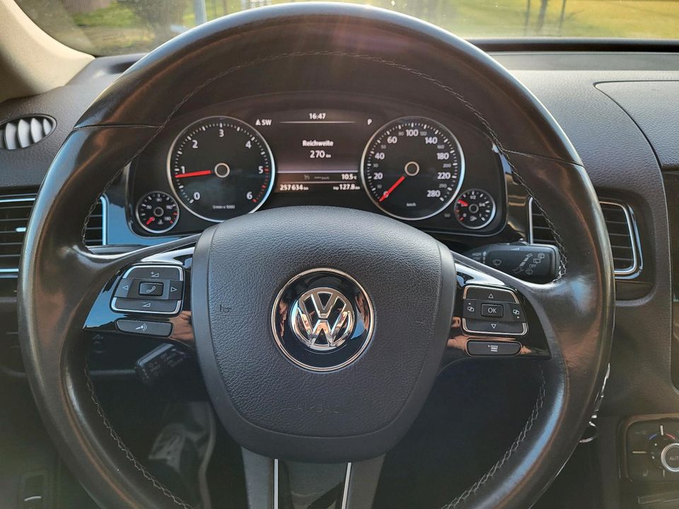 Volkswagen Touareg V6 TDI BMT 150kw in Selzen