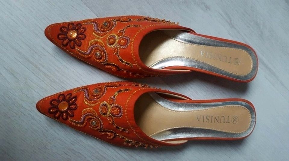 Wunderschöne Tunisia Pumps Gr. 39 orange Pailetten in St. Ingbert