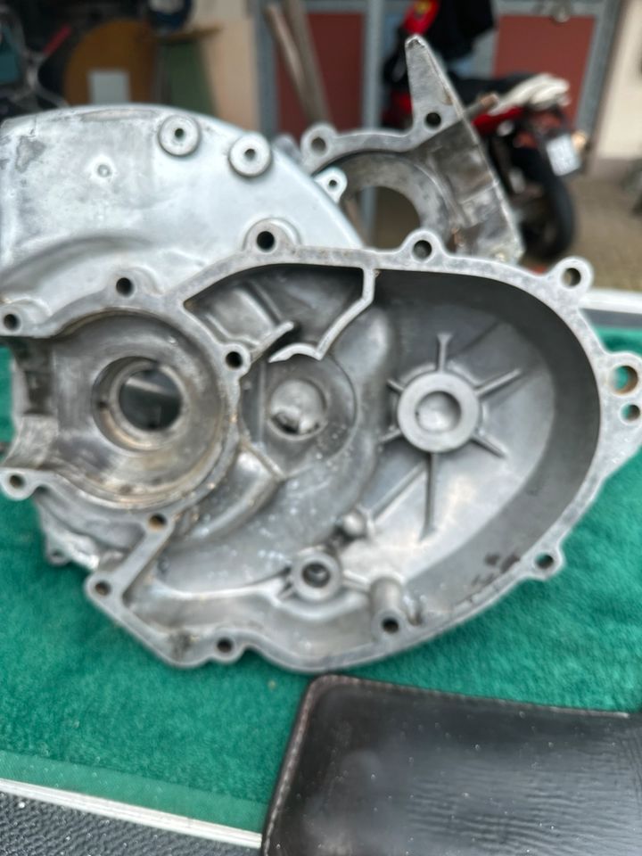 Vespa V 50 N Motorgehäuse mit Schaden 1. Serie in Ratingen