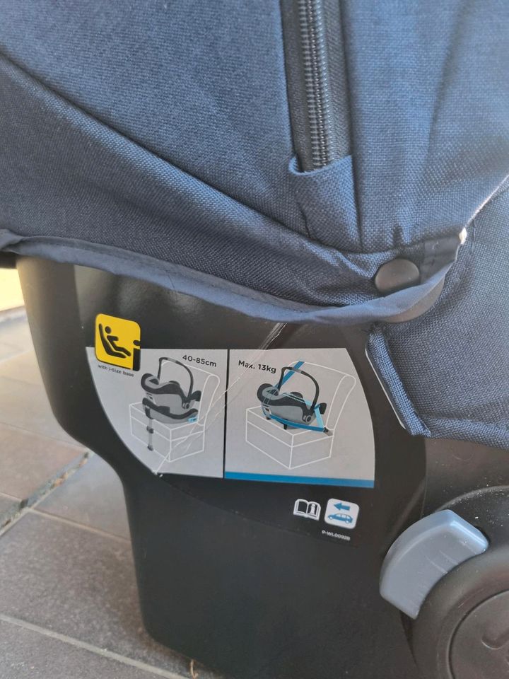 Joie Babyschale iGemm mit Isofix Station iBase in Brande-Hörnerkirchen